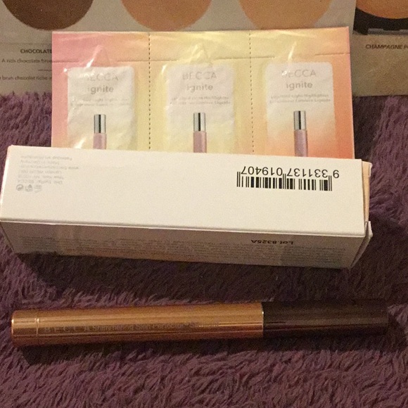 NWT Becca Shimmering Skin Highlights Champagne pop & Moonstone - Picture 2 of 14
